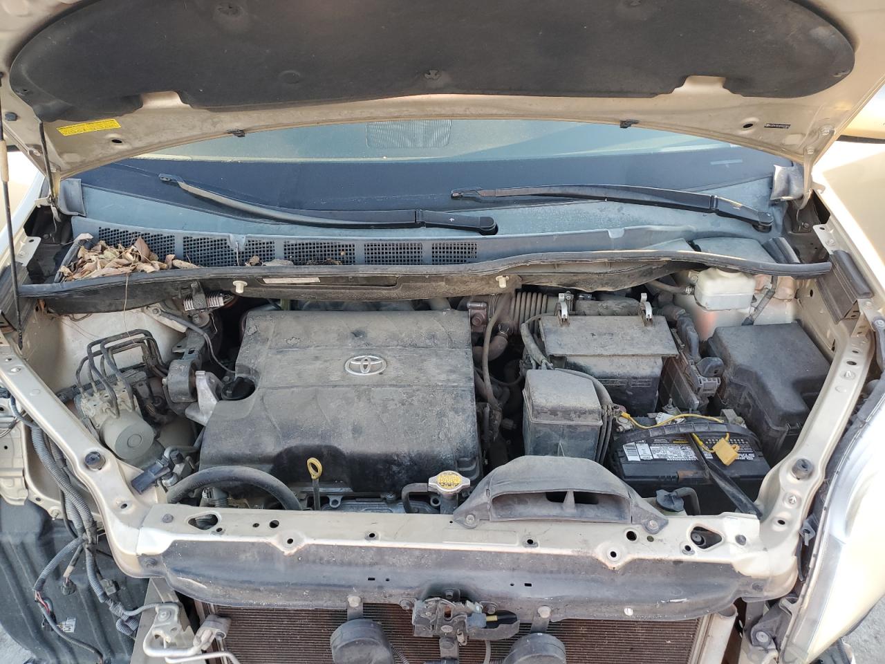 2011 Toyota Sienna VIN 5TDYK3DC4BS057885 Copart auction photo, front end damage thumbnail 12