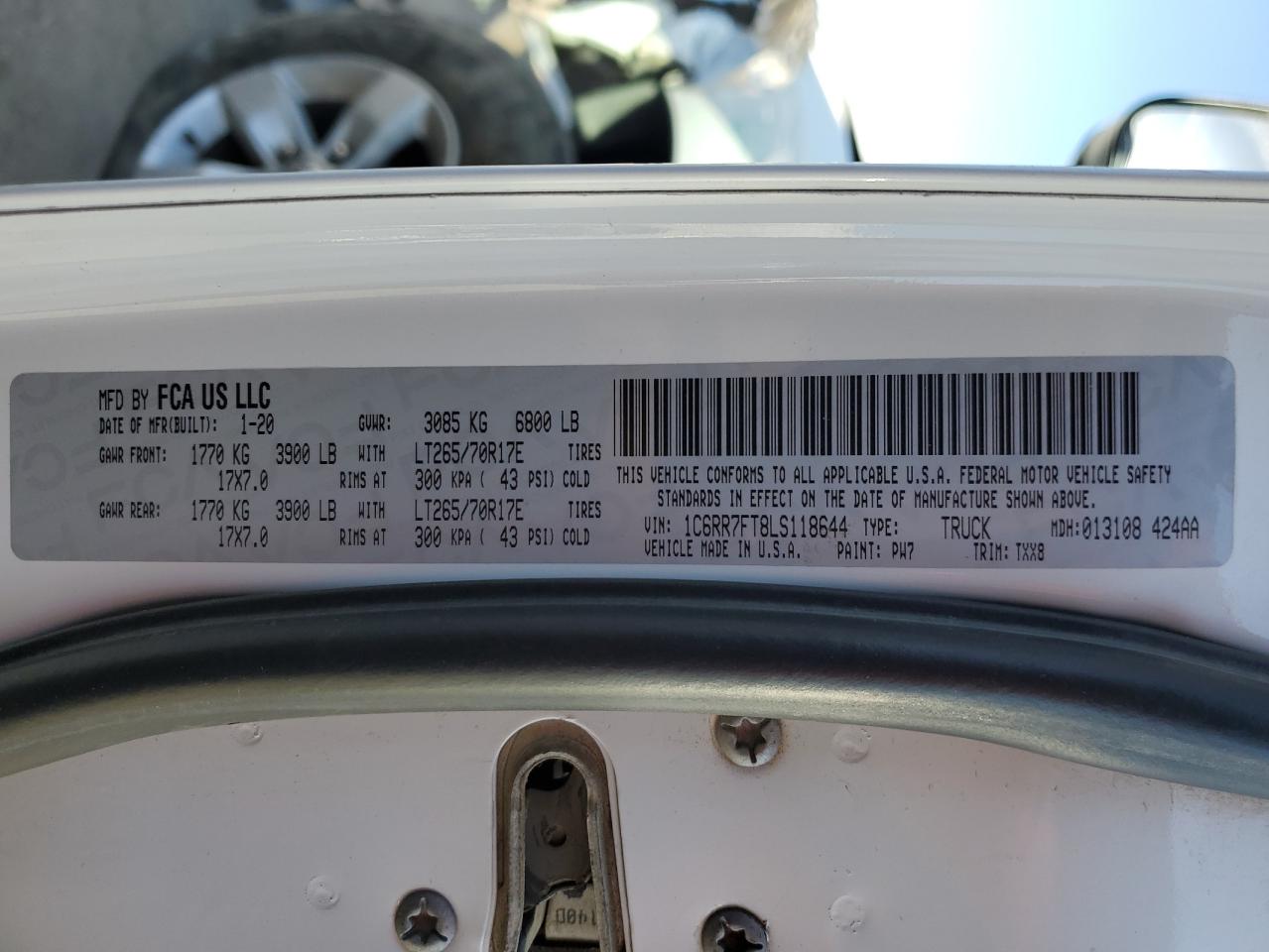 2020 RAM 1500 VIN 1C6RR7FT8LS118644 Copart auction photo, front end damage thumbnail 12