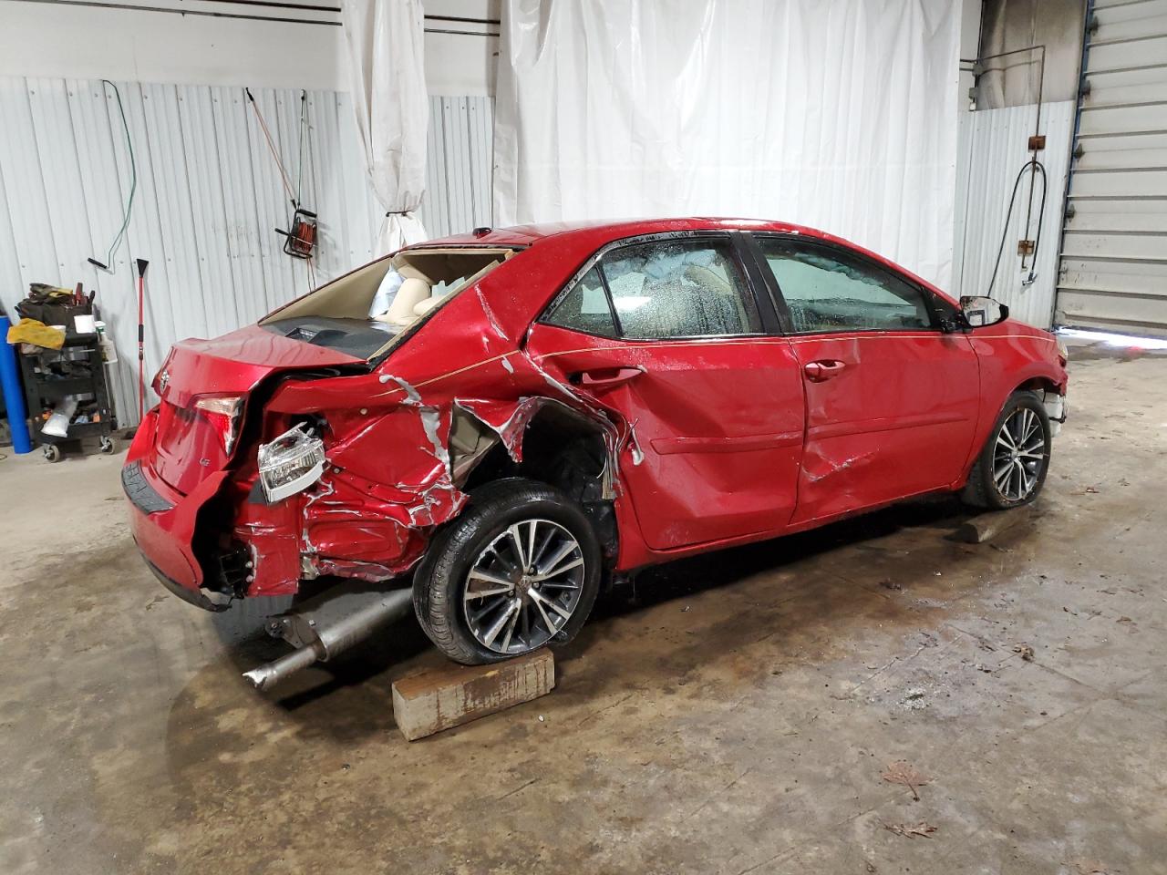 2018 Toyota Corolla VIN 2T1BURHE7JC092880 Copart auction photo, side / all over damage thumbnail 3