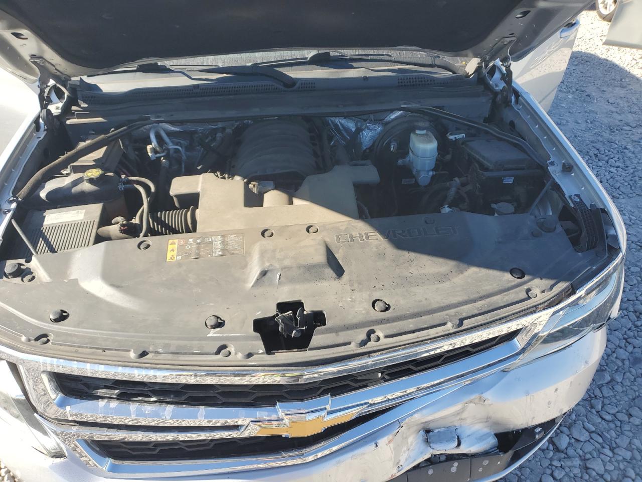 2018 Chevrolet Suburban VIN 1GNSCHKC5JR162104 Copart auction photo, front end damage thumbnail 14