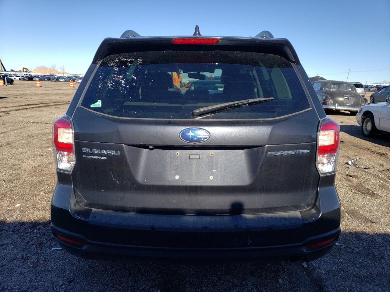 2018 Subaru Forester VIN JF2SJAGC6JH487236 Copart auction photo, front end / side damage thumbnail 6