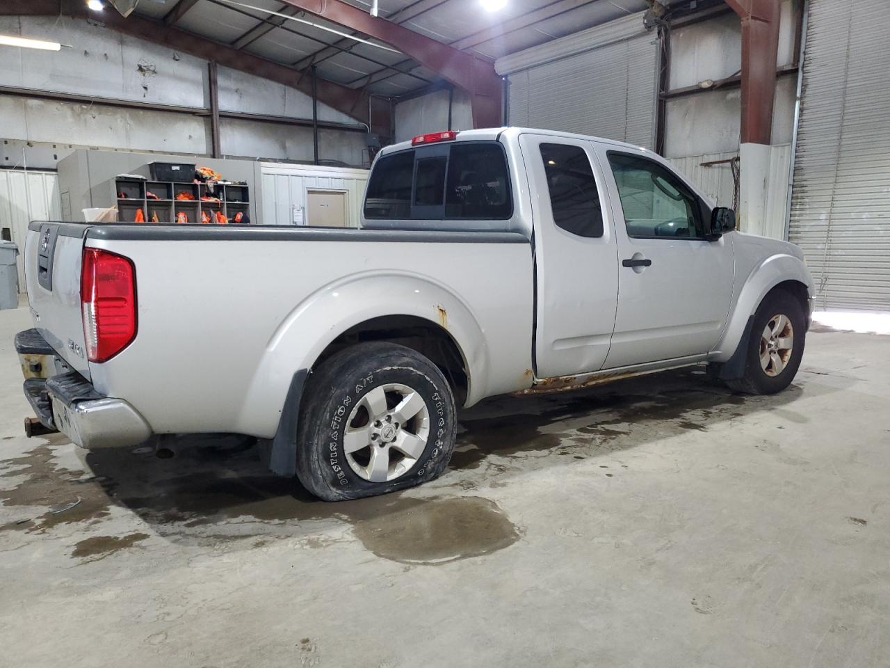 2009 Nissan Navara (Frontier) VIN 1N6AD06W49C408773 Copart auction photo, normal wear damage thumbnail 3