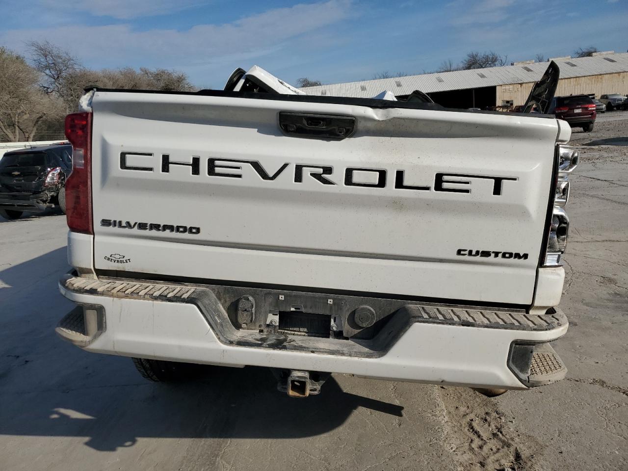 2022 Chevrolet Silverado VIN 3GCPABEK2NG596071 Copart auction photo, biohazard/chemical / rollover damage thumbnail 6