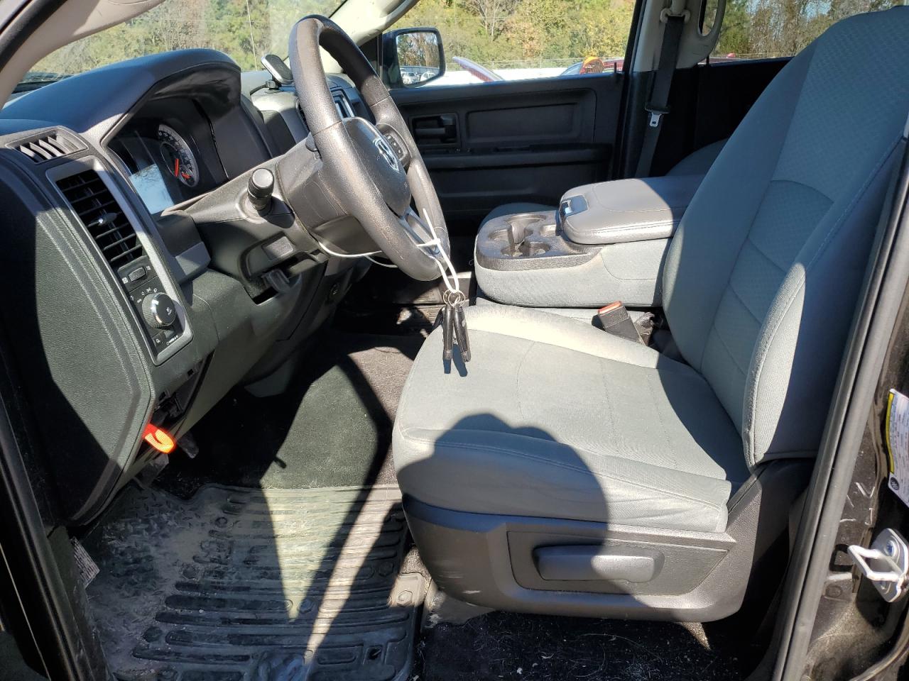 2018 RAM 1500 VIN 3C6RR7KT2JG171575 Copart auction photo, front end / minor dent/scratches damage thumbnail 7