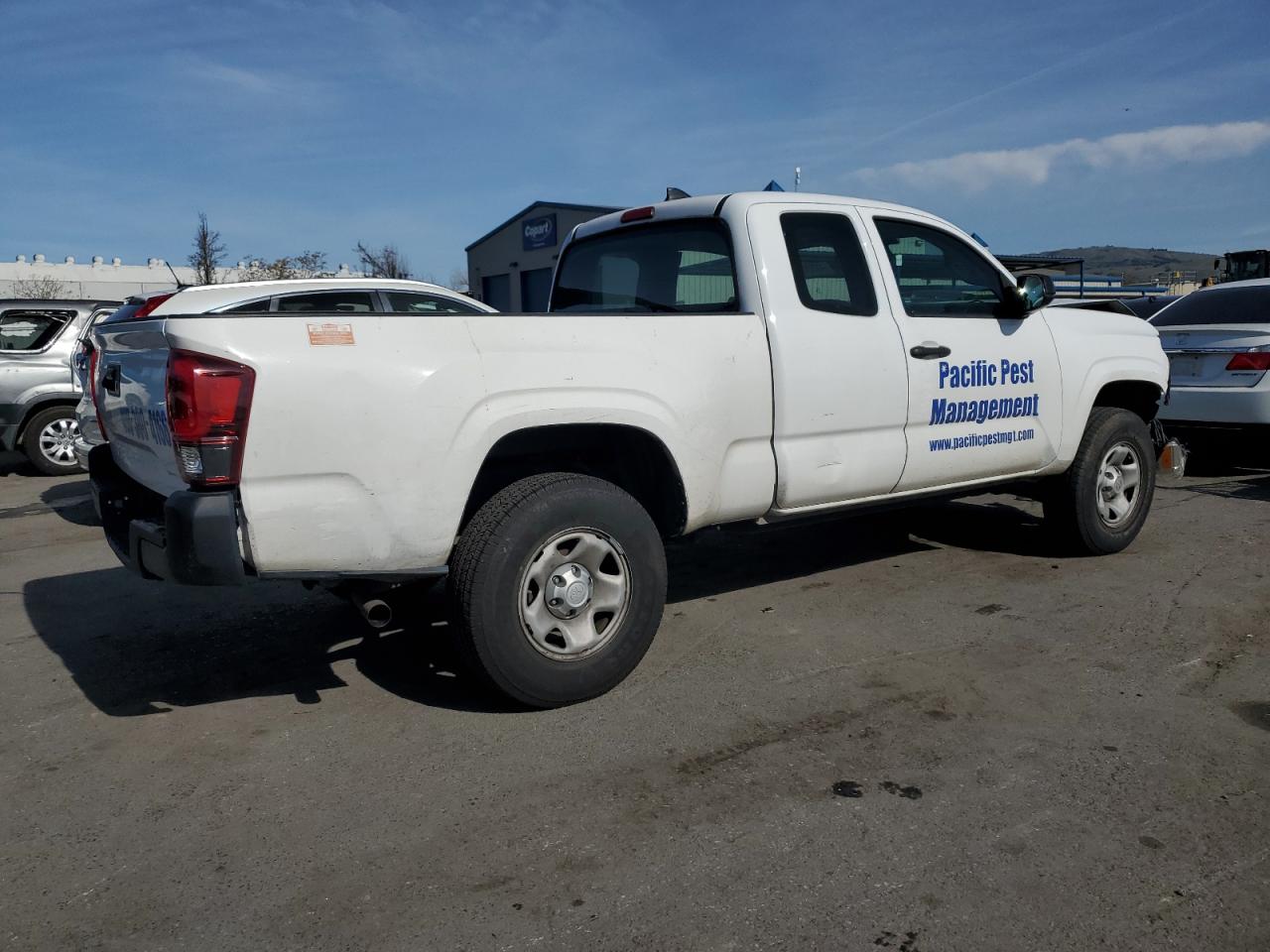 2018 Toyota Tacoma VIN 5TFRX5GN8JX115522 Copart auction photo, front end damage thumbnail 3