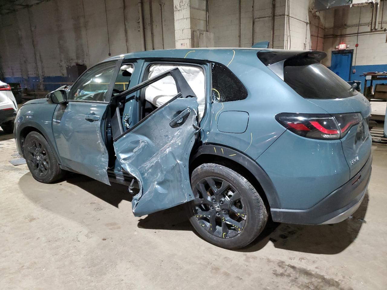 2024 Honda HR-V VIN 3CZRZ2H5XRM746324 Copart auction photo, side damage thumbnail 2
