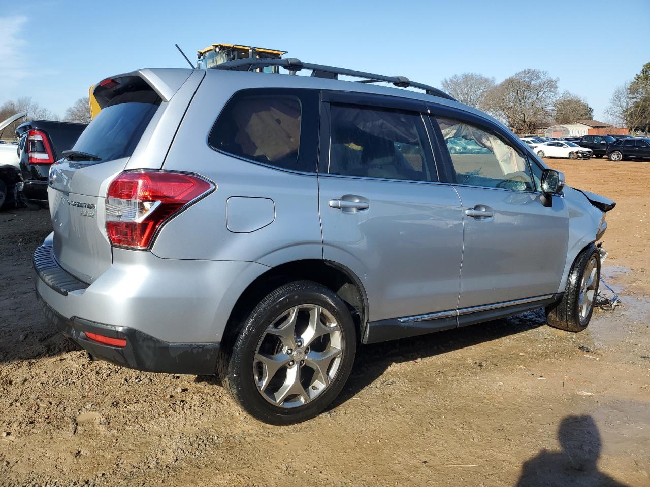 2015 Subaru Forester VIN JF2SJAWC3FH528804 Copart auction photo, front end damage thumbnail 3