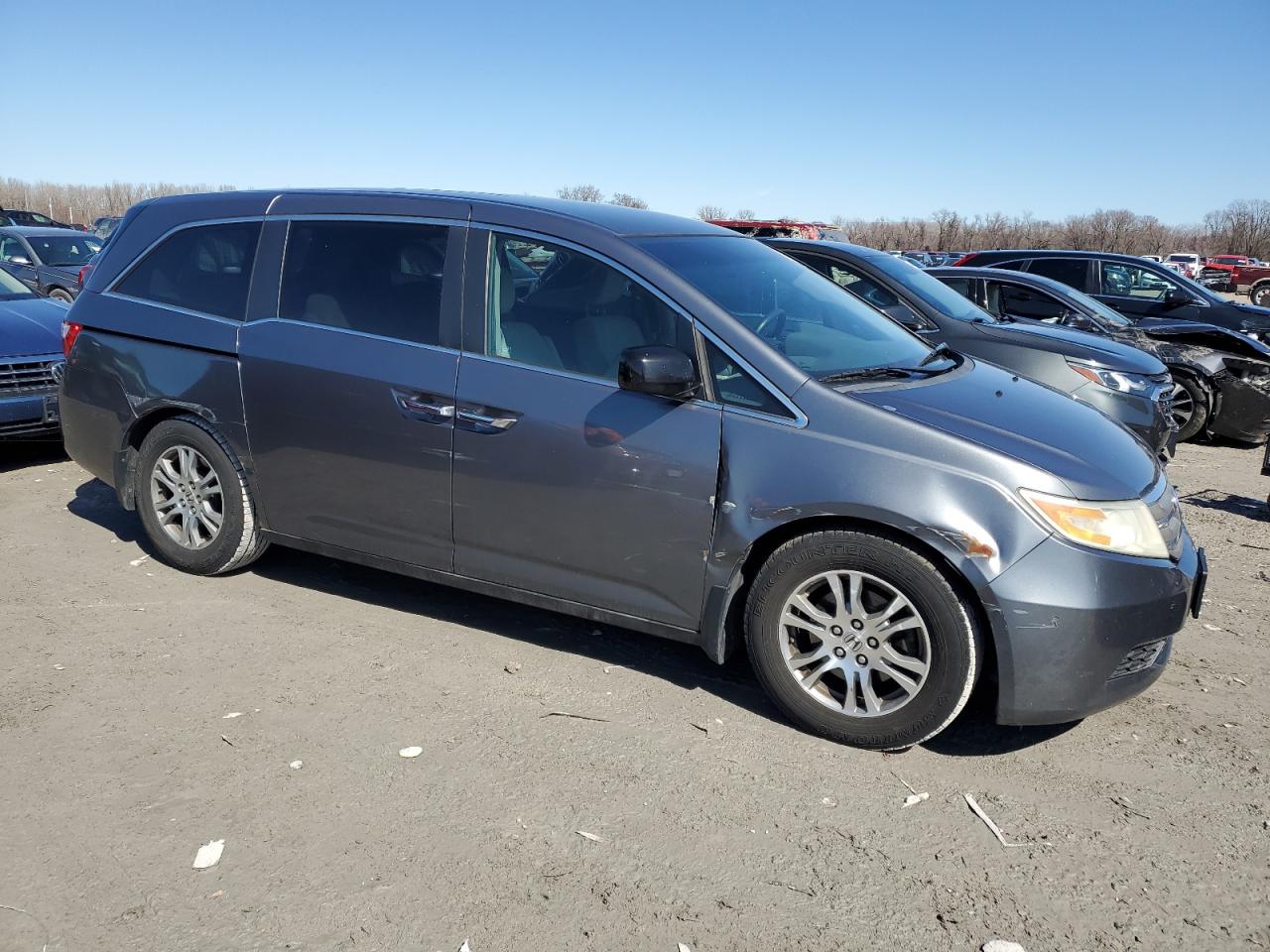 2011 Honda Odyssey VIN 5FNRL5H42BB076200 Copart auction photo, front end / side damage thumbnail 4