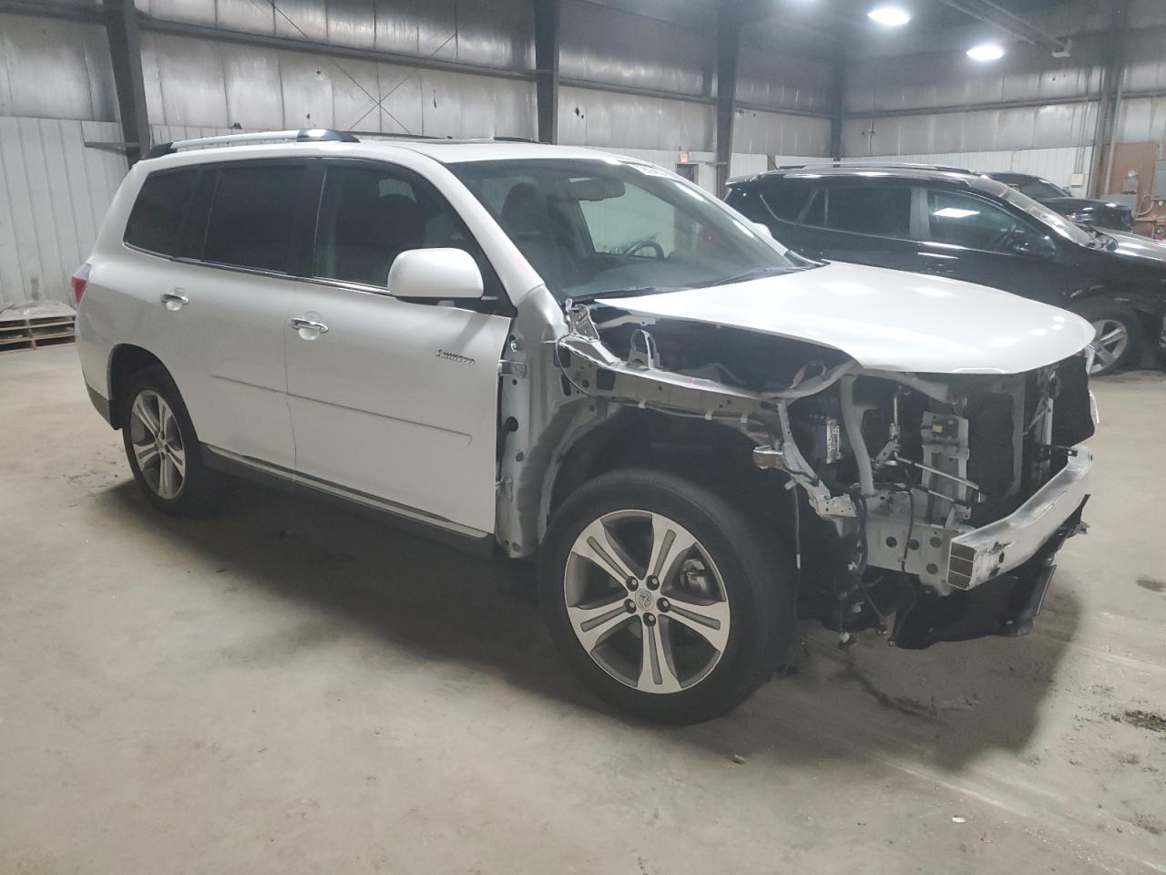 2011 Toyota Highlander VIN 5TDYK3EH7BS044168 Copart auction photo, front end / undercarriage damage thumbnail 4