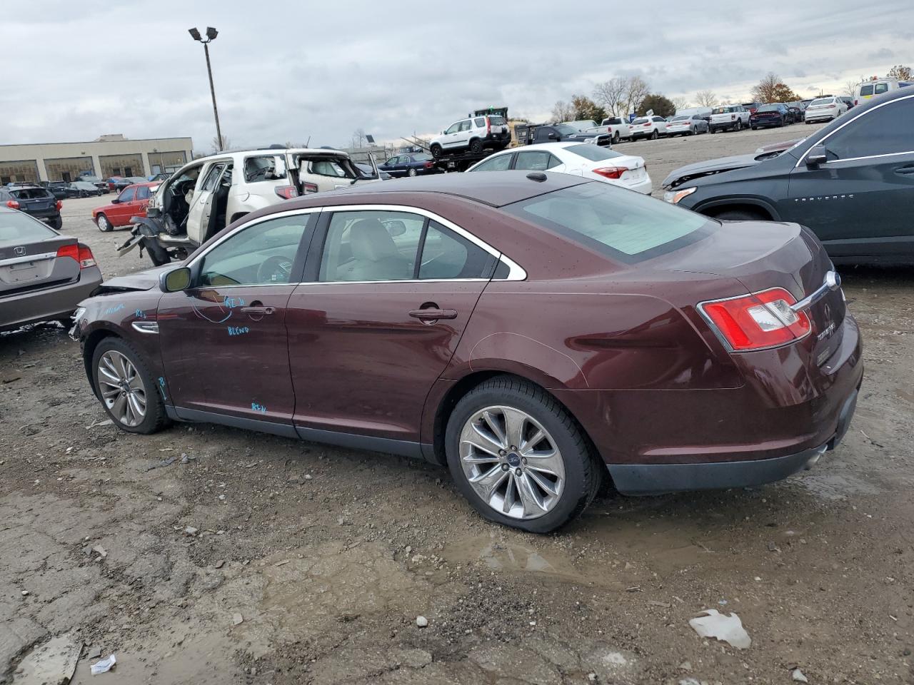2012 Ford Taurus VIN 1FAHP2JW5CG138339 Copart auction photo, front end / minor dent/scratches damage thumbnail 2