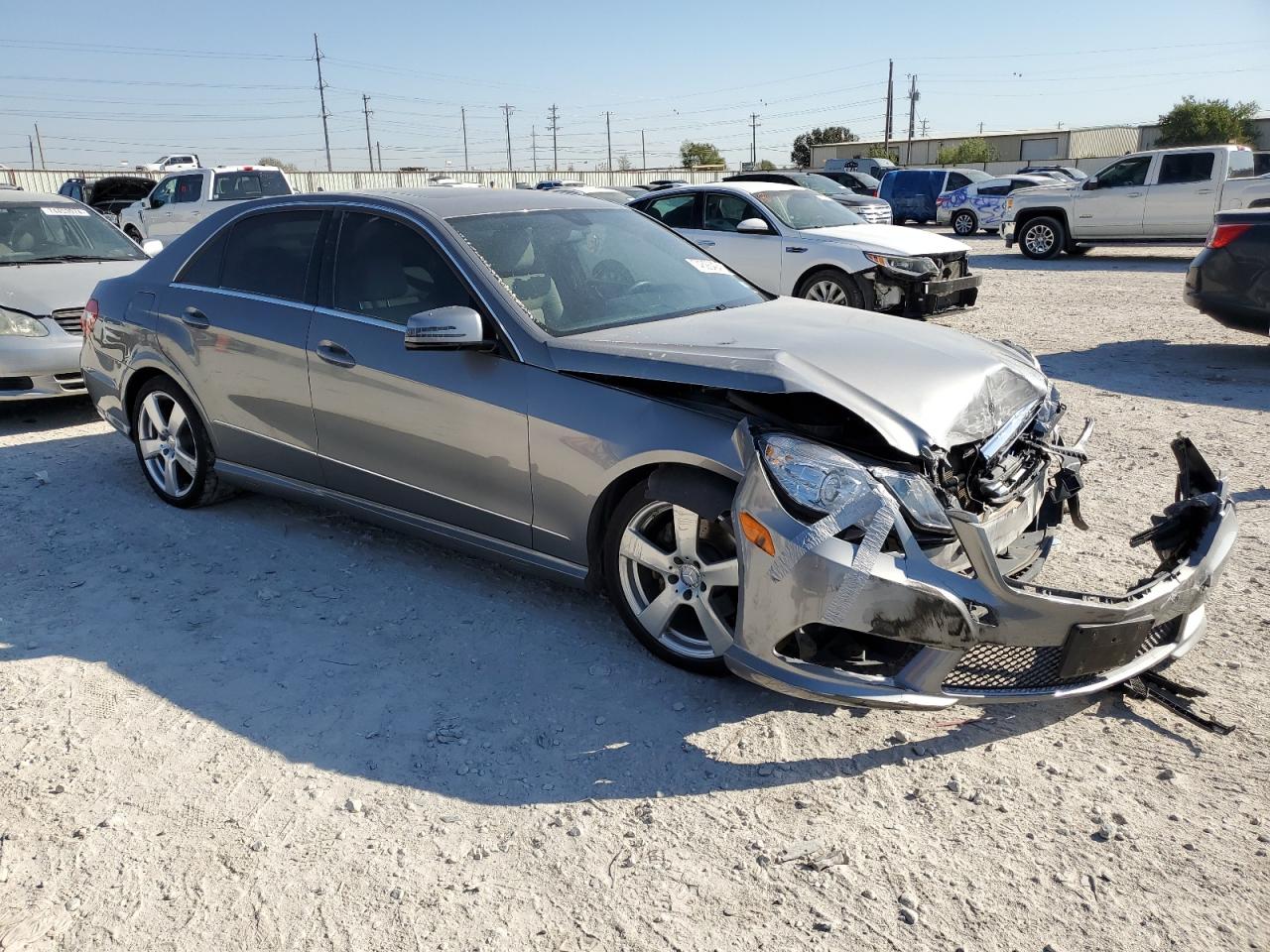 2011 Mercedes-Benz E-klasse VIN WDDHF5GB3BA446698 Copart auction photo, front end damage thumbnail 4