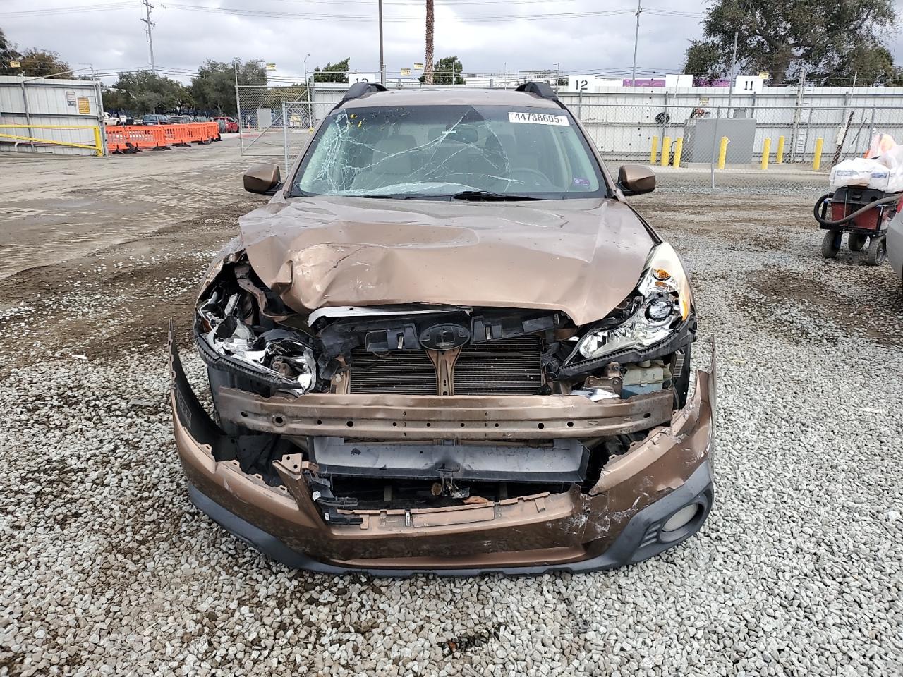 2013 Subaru Outback VIN 4S4BRCCC5D3235547 Copart auction photo, front end damage thumbnail 5