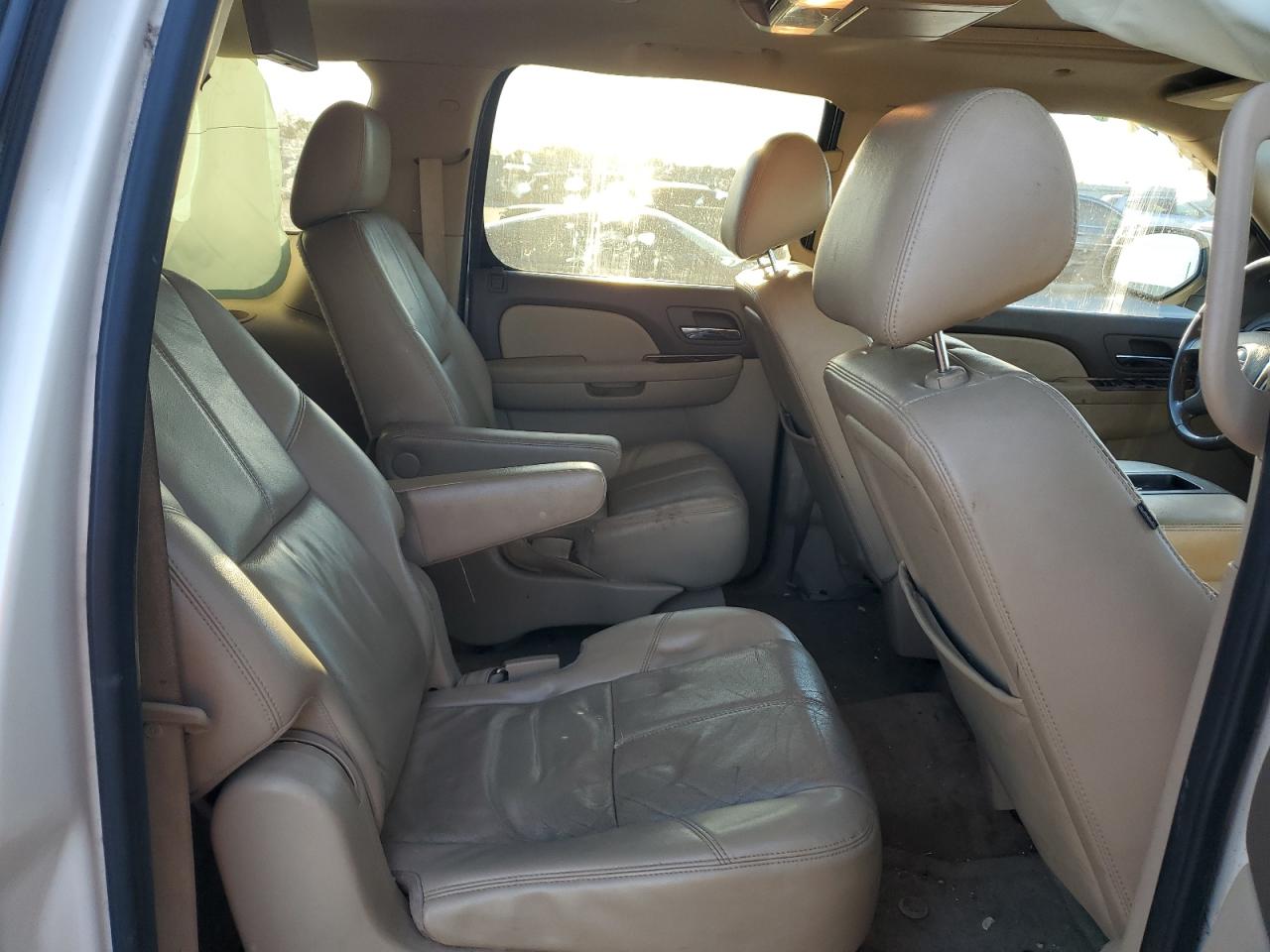 2011 GMC Yukon VIN 1GKS1KE0XBR359448 Copart auction photo, side damage thumbnail 11