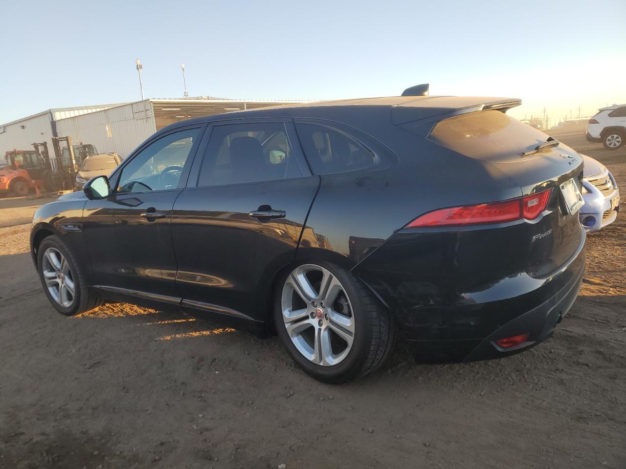 2018 Jaguar F-Pace VIN SADCL2EV3JA262079 Copart auction photo, rear end damage thumbnail 2