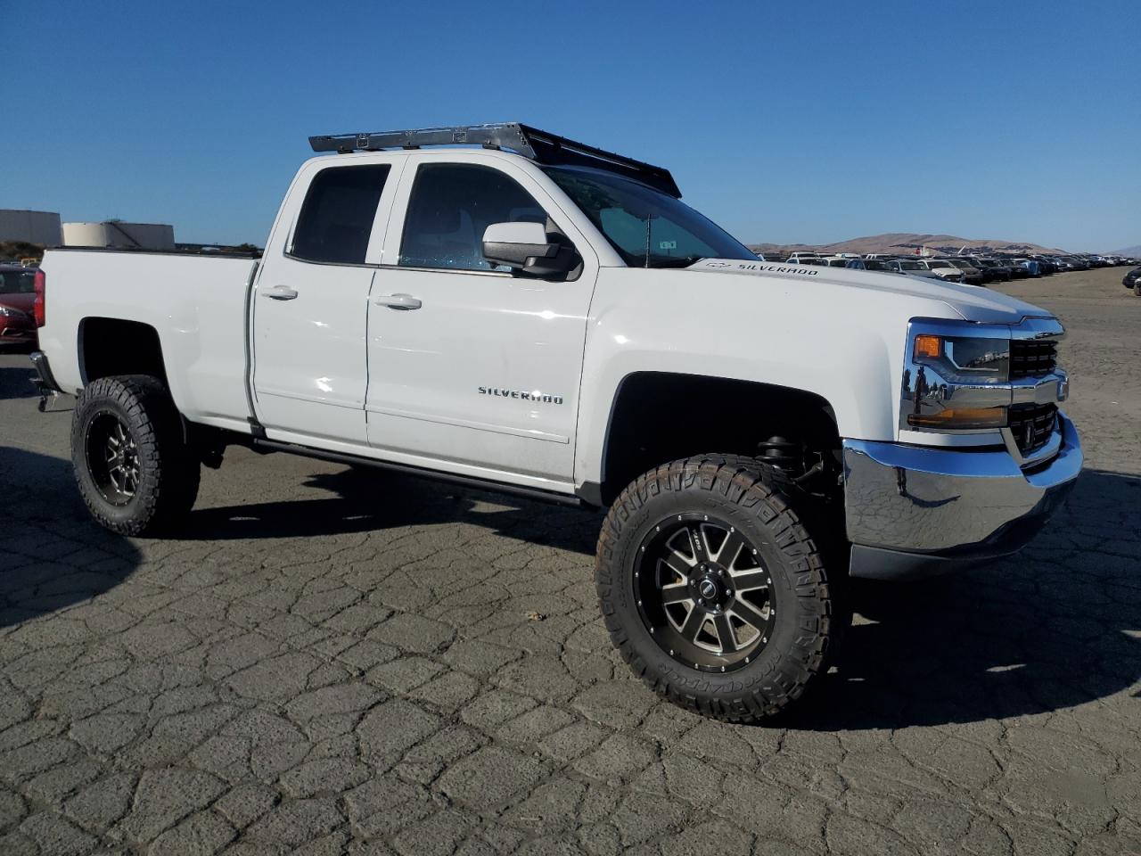2019 Chevrolet Silverado VIN 2GCRCPEC3K1103608 Copart auction photo, front end damage thumbnail 4