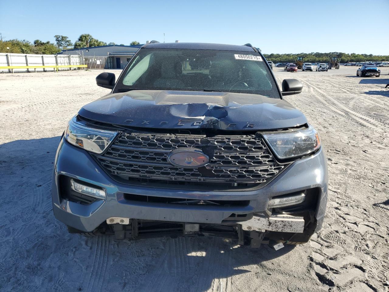 2021 Ford Explorer VIN 1FMSK8DH3MGA54435 Copart auction photo, front end / minor dent/scratches damage thumbnail 5