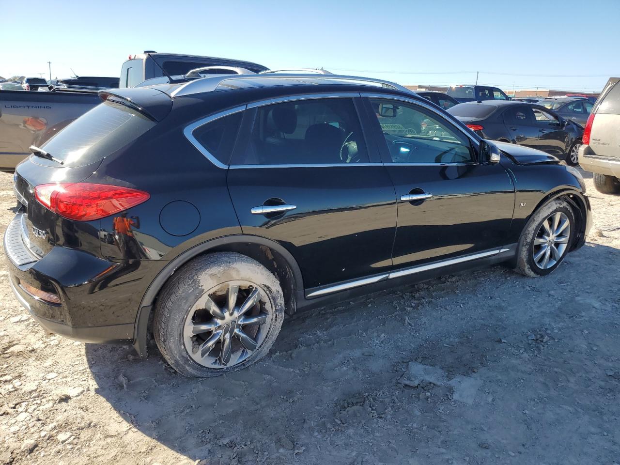 2017 Infiniti QX50 VIN JN1BJ0RPXHM386925 Copart auction photo, front end / minor dent/scratches damage thumbnail 3