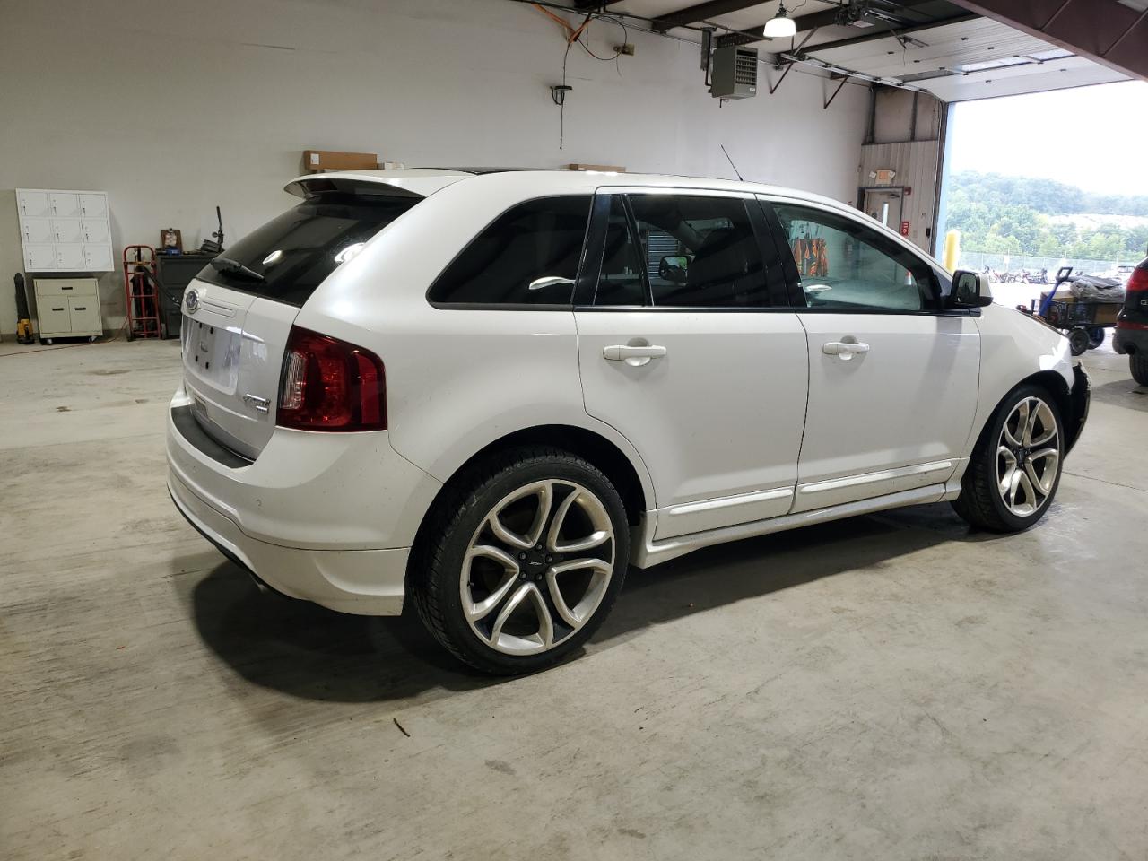2011 Ford Edge VIN 2FMDK4AK3BBA84072 Copart auction photo, front end damage thumbnail 3