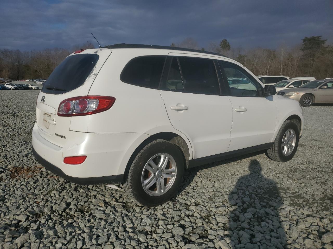 2010 Hyundai Santa Fe VIN 5NMSG3AB4AH362615 Copart auction photo, minor dent/scratches damage thumbnail 3