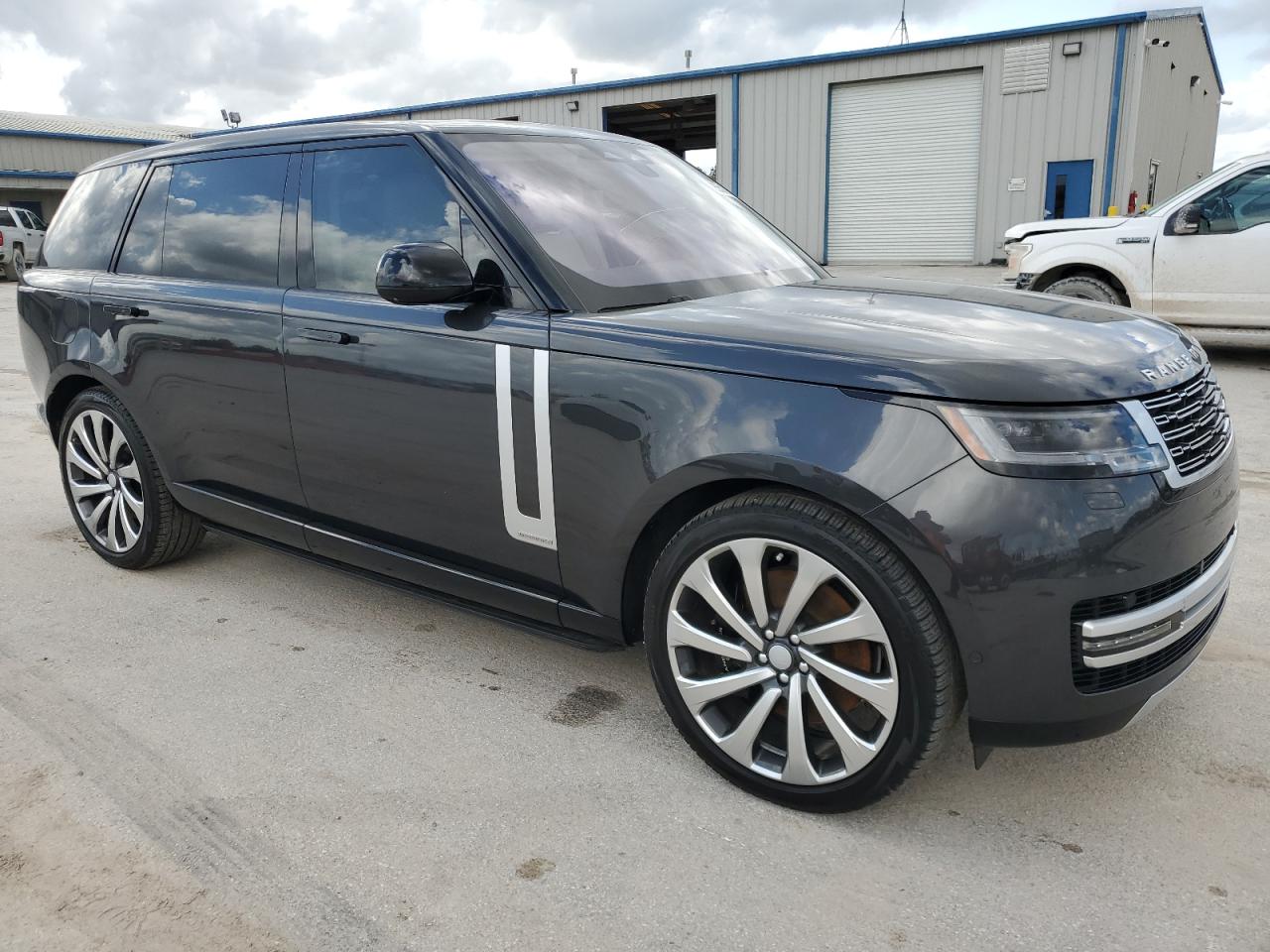 2023 Land Rover Range Rover VIN SALK1BE71PA018494 Copart auction photo, water/flood damage thumbnail 4