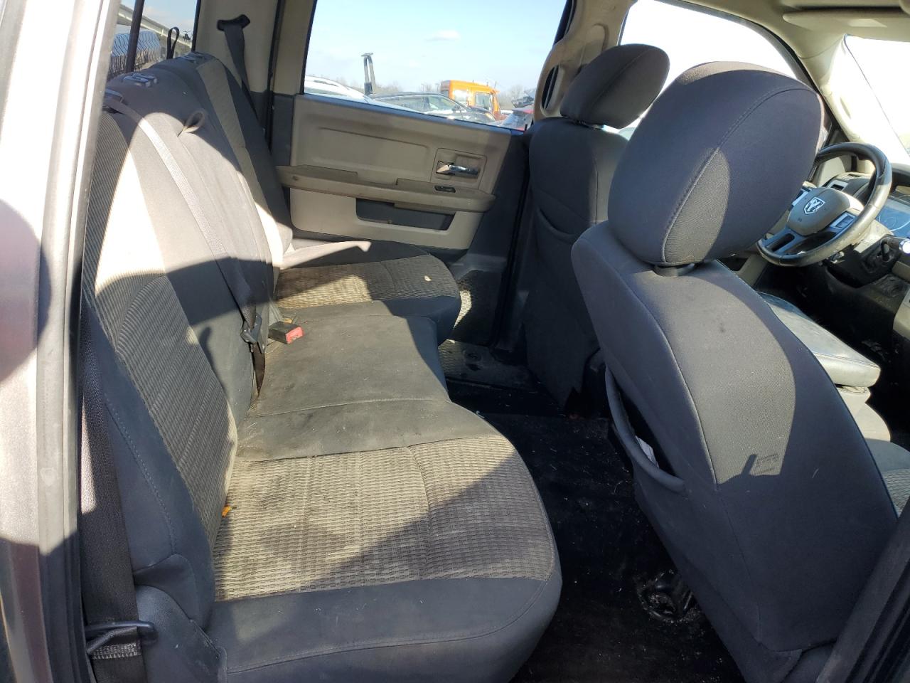 2010 Dodge RAM VIN 1D7RV1CT2AS129373 Copart auction photo, side / front end damage thumbnail 10
