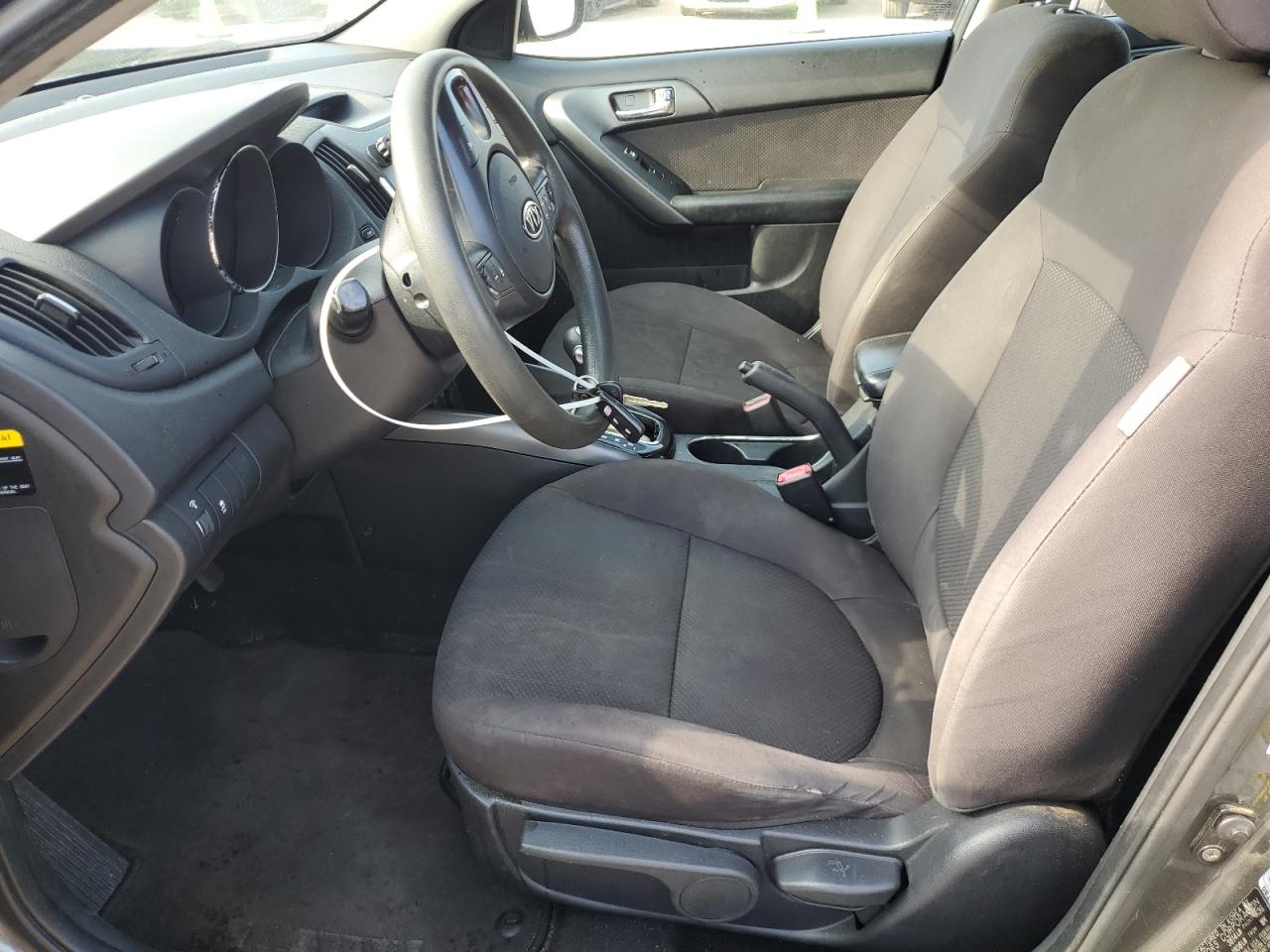 2013 KIA Forte VIN KNAFU4A23D5727418 Copart auction photo, front end / minor dent/scratches damage thumbnail 7