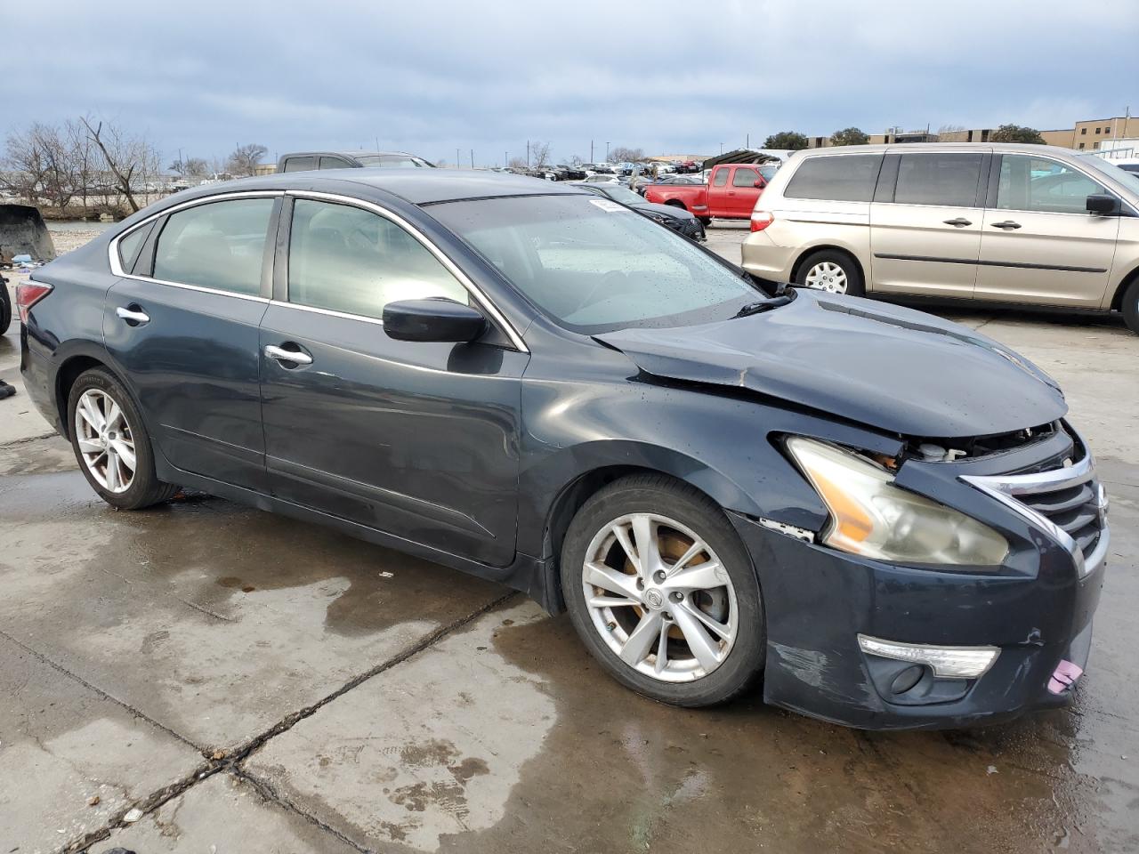 2015 Nissan Altima VIN 1N4AL3AP3FC282446 Copart auction photo, front end / minor dent/scratches damage thumbnail 4
