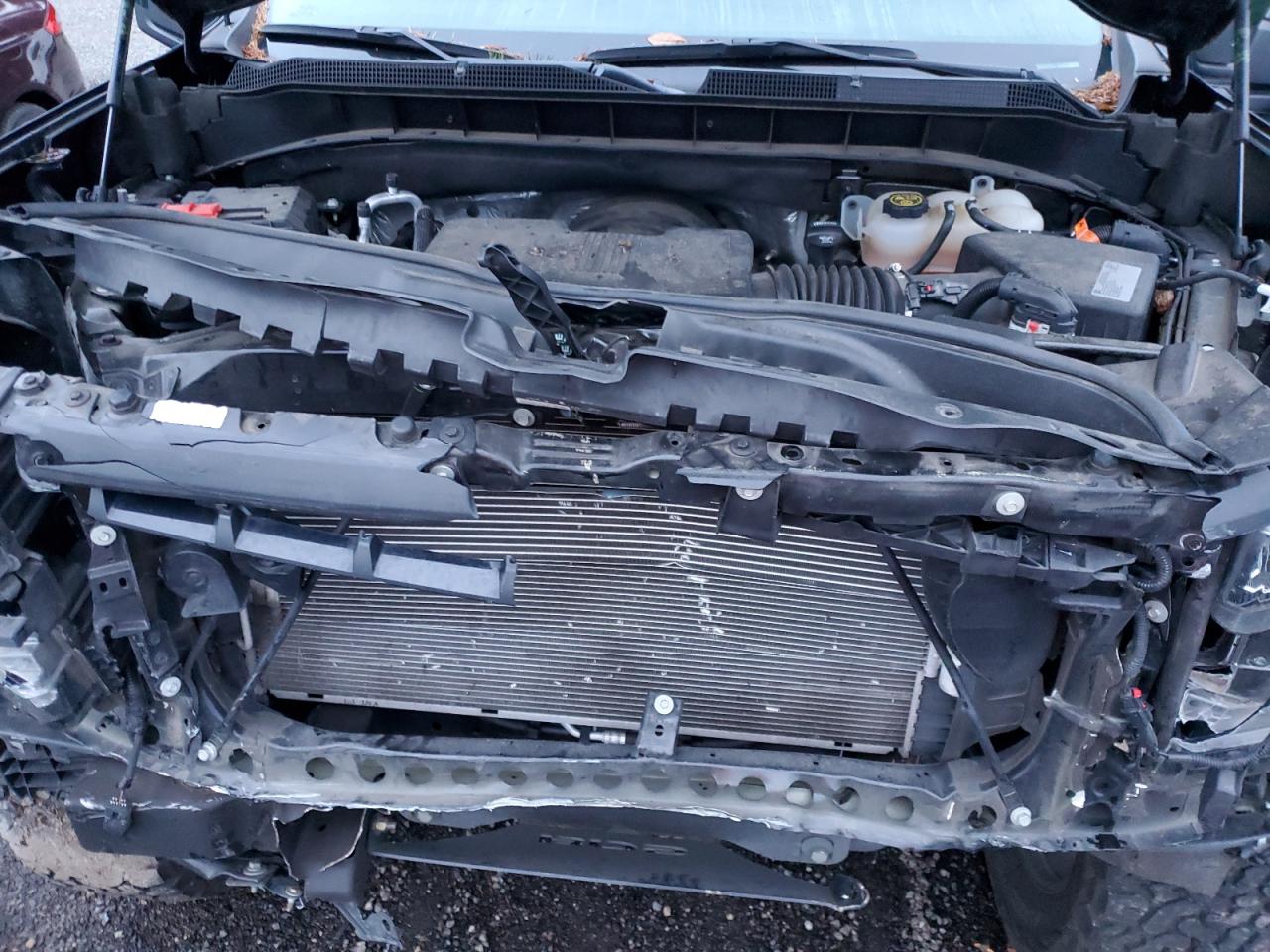 2021 Chevrolet Silverado VIN 3GCUYEELXMG173469 Copart auction photo, front end / rear end damage thumbnail 11
