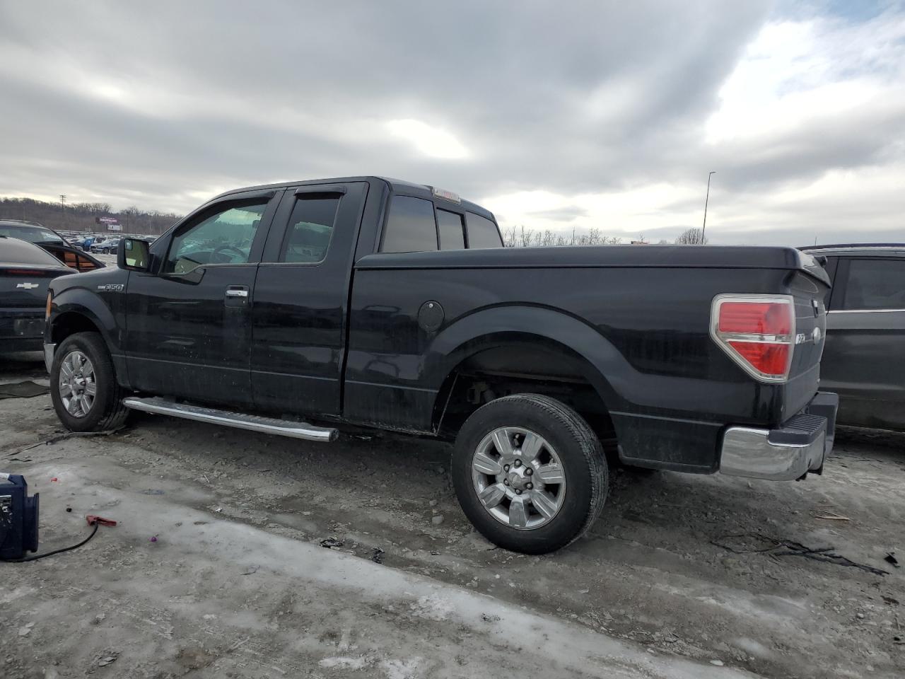 2011 Ford F-150 VIN 1FTEX1CM8BKD71291 Copart auction photo, front end / minor dent/scratches damage thumbnail 2