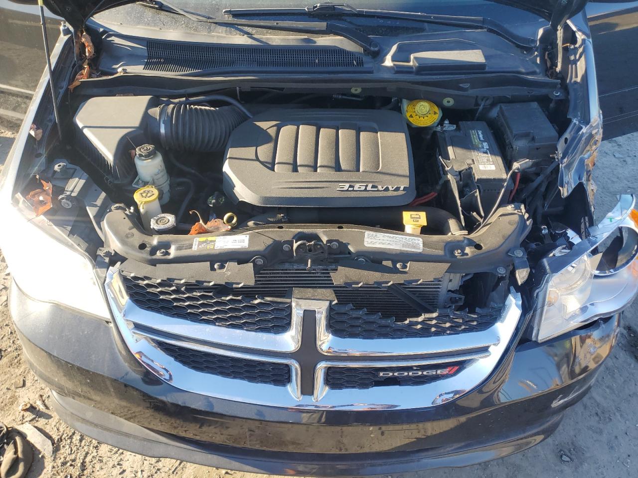 2017 Dodge Caravan VIN 2C4RDGCGXHR696980 Copart auction photo, front end / rear end damage thumbnail 13