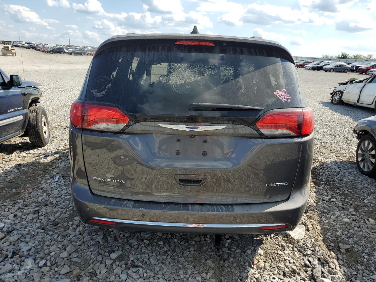 2018 Chrysler Pacifica VIN 2C4RC1GG5JR107267 Copart auction photo, burn damage thumbnail 6