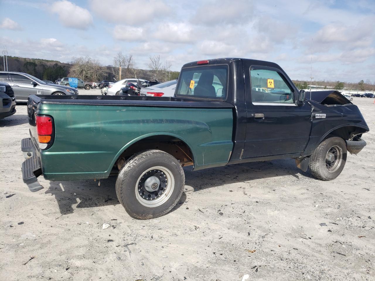 2000 Mazda B-series VIN 4F4YR12V6YTM25960 Copart auction photo, front end damage thumbnail 3