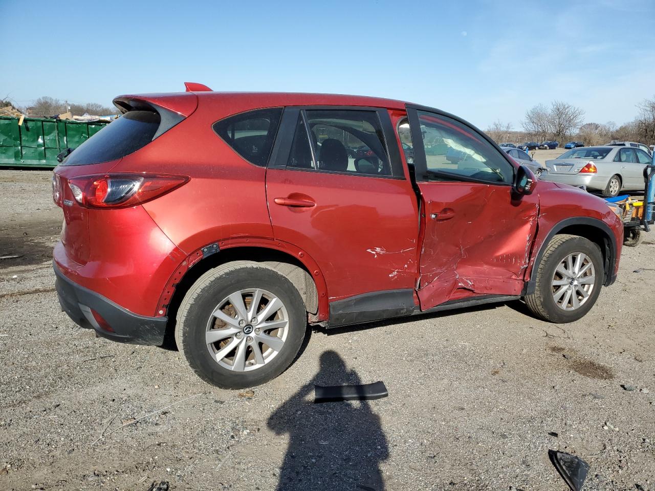 2015 Mazda CX-5 VIN JM3KE4CY0F0457653 Copart auction photo, side damage thumbnail 3
