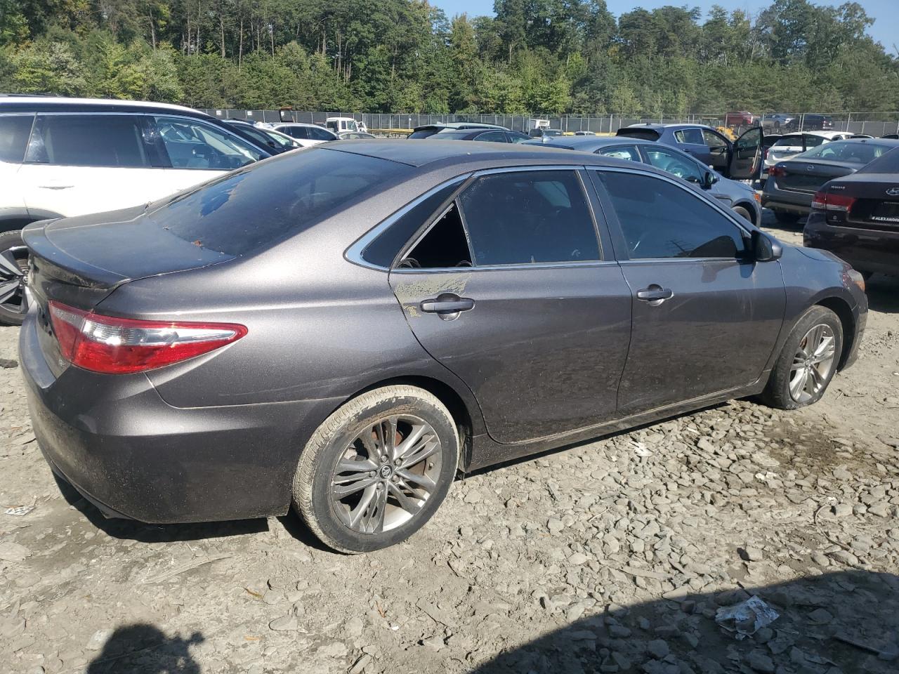 2017 Toyota Camry VIN 4T1BF1FK3HU426772 Copart auction photo, vandalism damage thumbnail 3