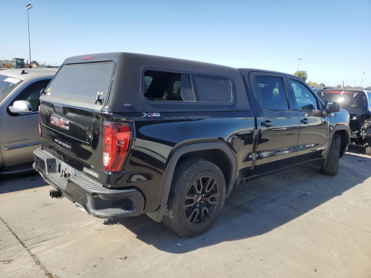2021 GMC Sierra VIN 3GTU9CET6MG277099 Copart auction photo, vandalism / side damage thumbnail 3