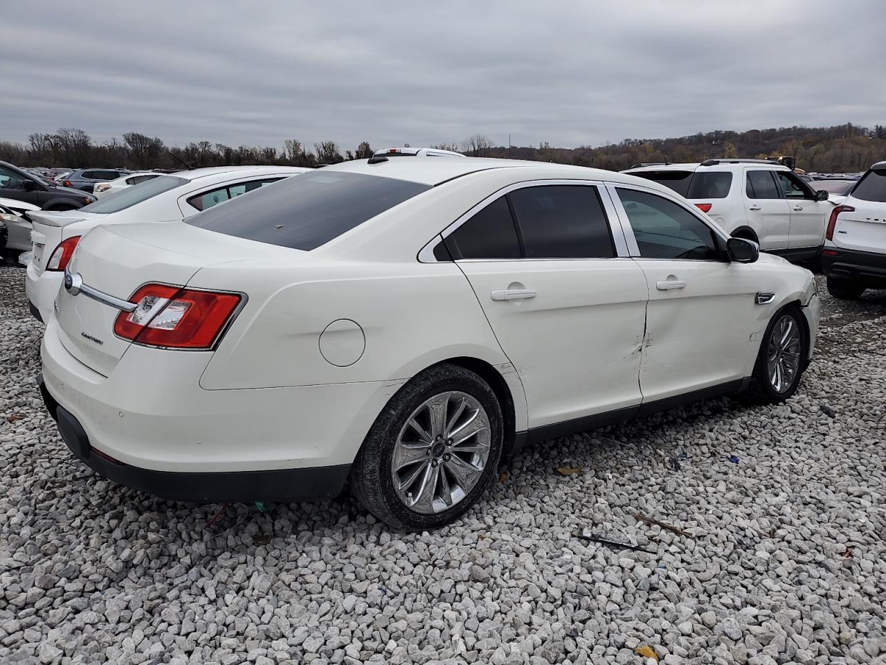 2010 Ford Taurus VIN 1FAHP2FW6AG160632 Copart auction photo, side damage thumbnail 3