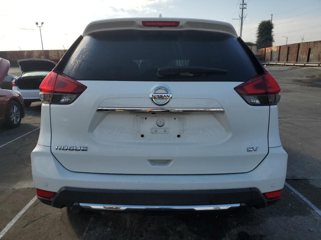 2020 Nissan Rogue VIN KNMAT2MT1LP519226 Copart auction photo, front end damage thumbnail 6