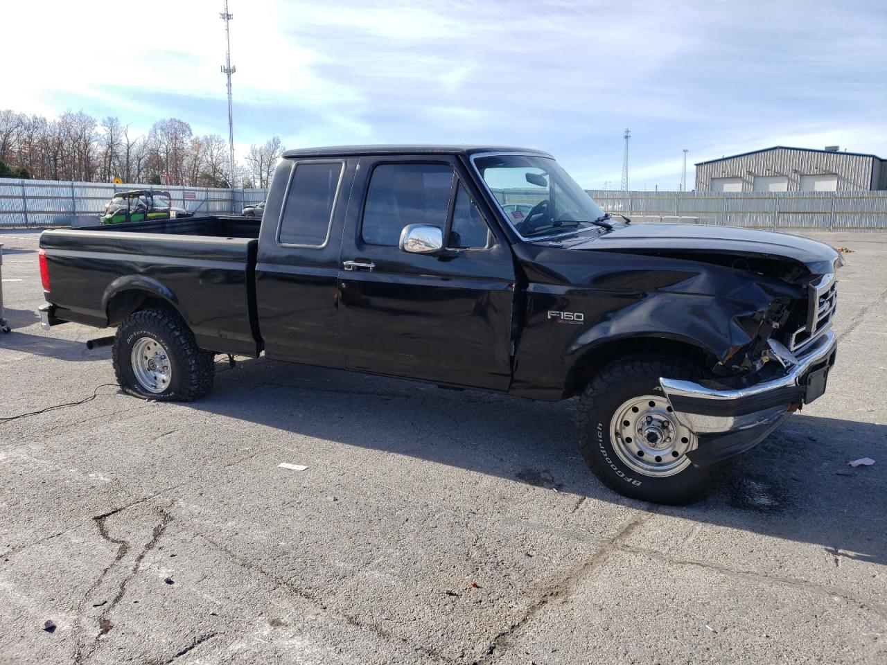 1996 Ford F-150 VIN 1FTEX14H4TKA07291 Copart auction photo, front end damage thumbnail 4