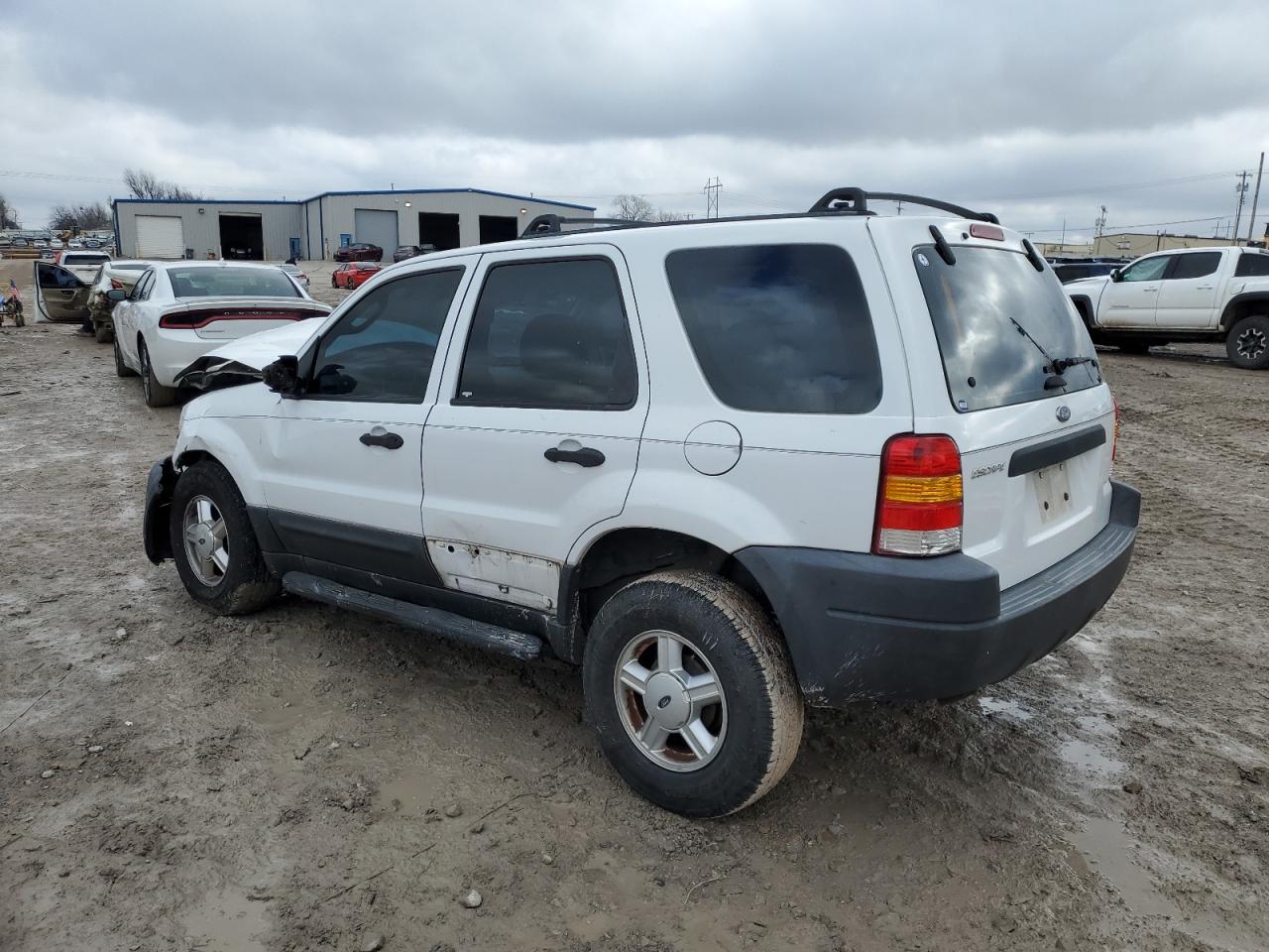 2004 Ford Escape VIN 1FMYU02144DA18217 Copart auction photo, front end / side damage thumbnail 2
