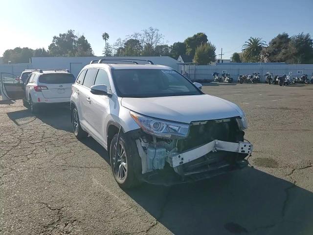 2016 Toyota Highlander VIN 5TDKKRFH2GS175491 Copart auction photo, front end damage thumbnail 12