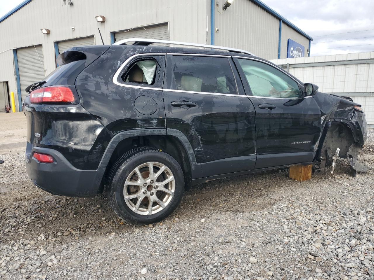 2017 Jeep Grand Cherokee VIN 1C4PJLCB8HW586532 Copart auction photo, front end damage thumbnail 3