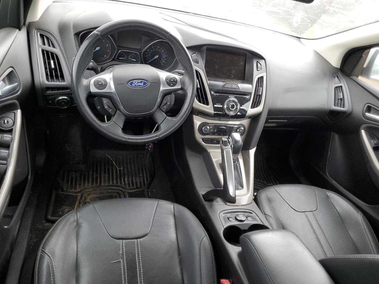 2012 Ford Focus VIN 1FAHP3H27CL467088 Copart auction photo, hail / mechanical damage thumbnail 8