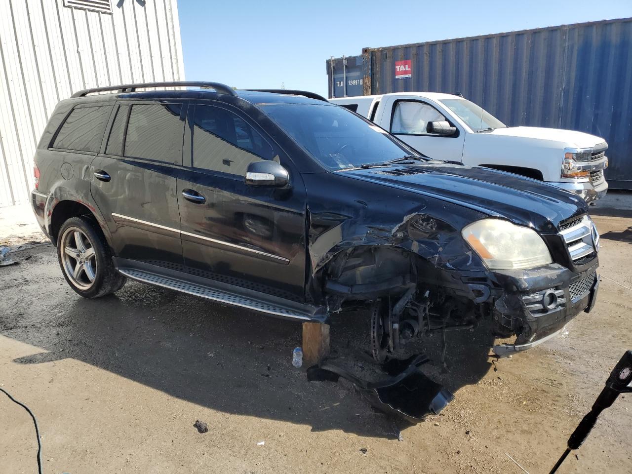 2008 Mercedes-Benz GL-klasse VIN 4JGBF71E18A301694 Copart auction photo, front end / rear end damage thumbnail 4