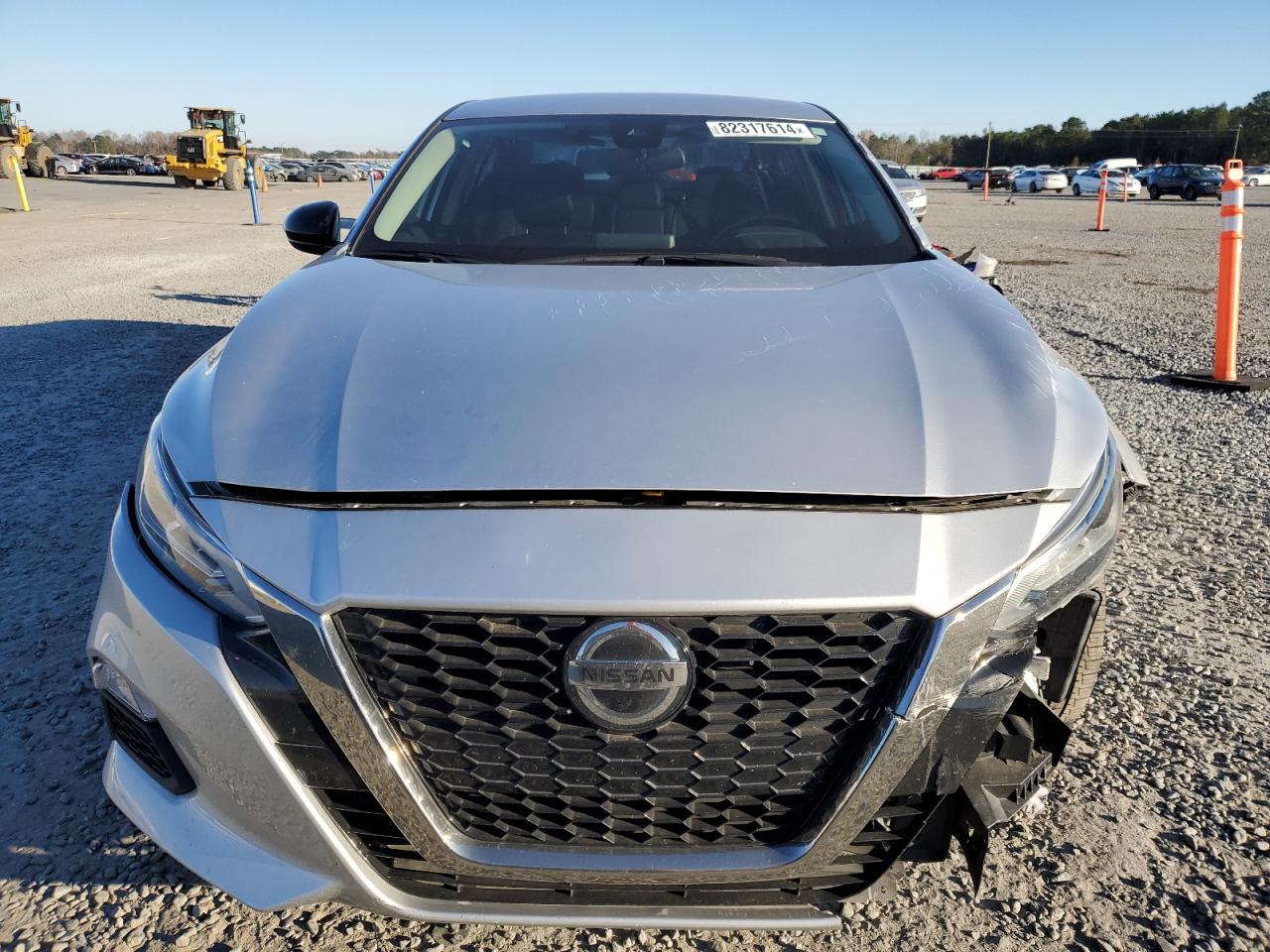 2020 Nissan Altima VIN 1N4BL4CV7LC153305 Copart auction photo, side / front end damage thumbnail 5