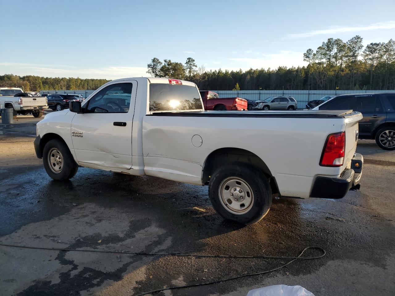 2016 RAM 1500 VIN 3C6JR6DG2GG206440 Copart auction photo, side damage thumbnail 2