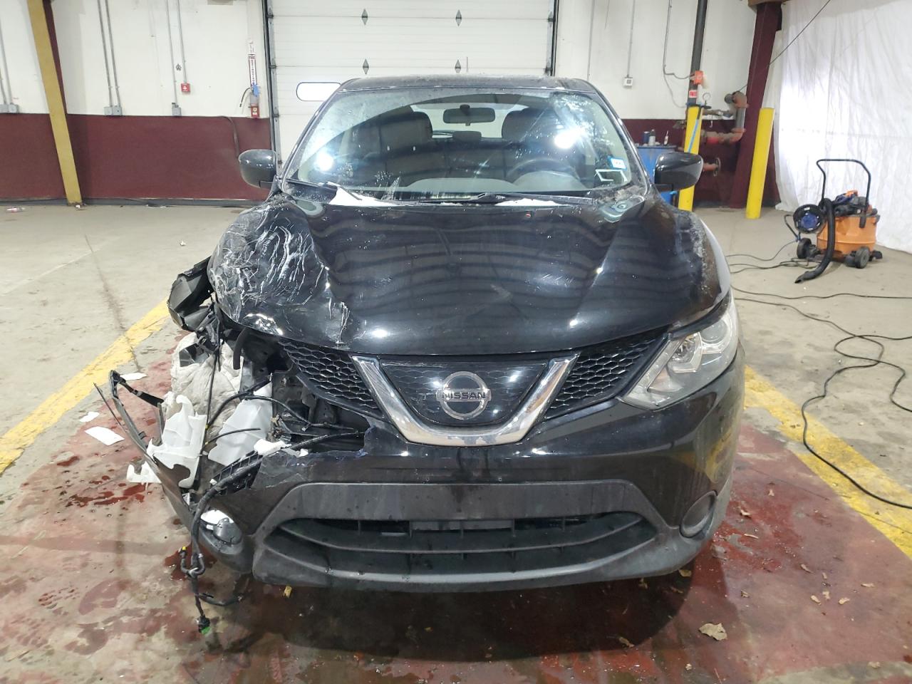 2019 Nissan Rogue VIN JN1BJ1CP5KW230964 Copart auction photo, front end / side damage thumbnail 5
