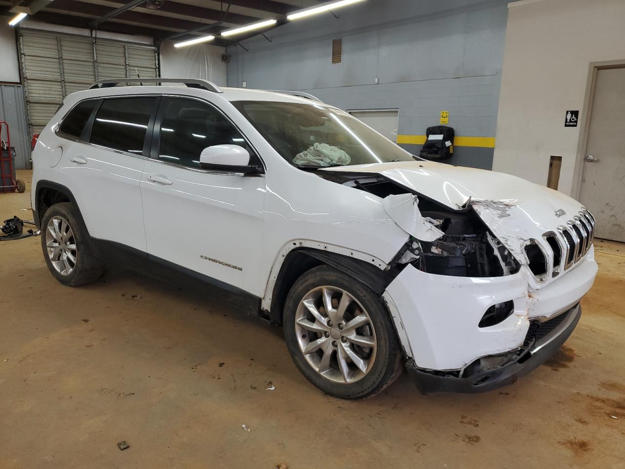 2014 Jeep Grand Cherokee VIN 1C4PJLDB9EW223800 Copart auction photo, front end damage thumbnail 4