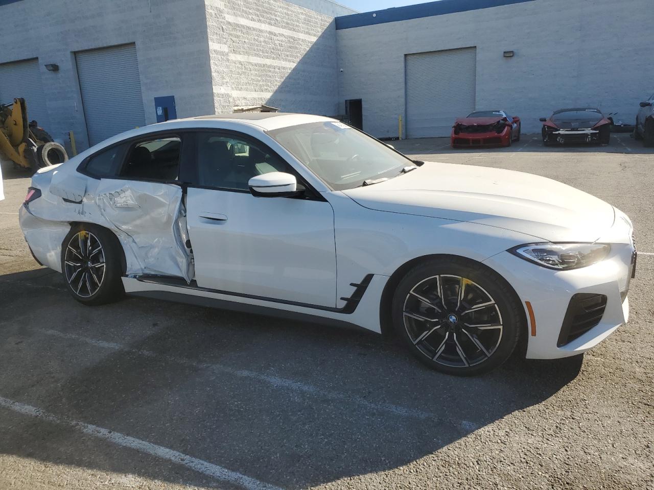 2023 BMW 4er VIN WBA63AV09PFN91000 Copart auction photo, side / rear end damage thumbnail 4