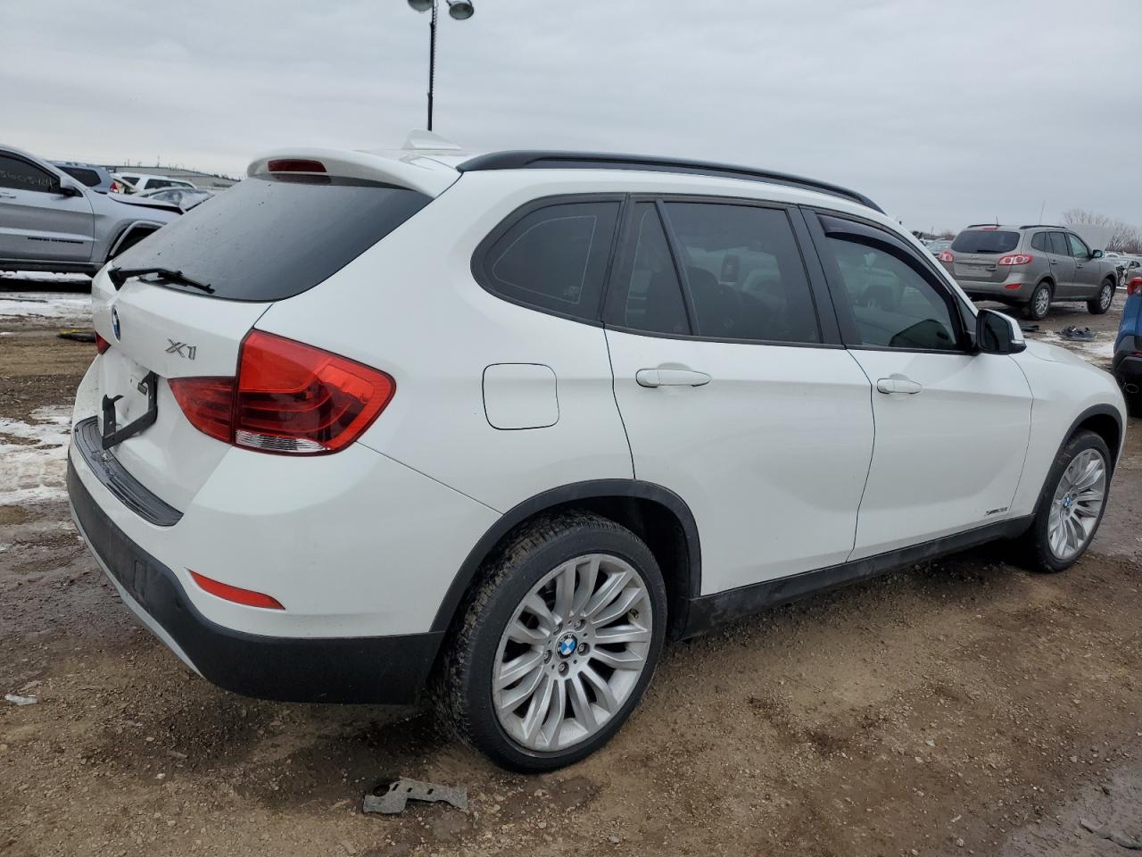 2013 BMW X1 VIN WBAVL1C57DVR87129 Copart auction photo, all over damage thumbnail 3