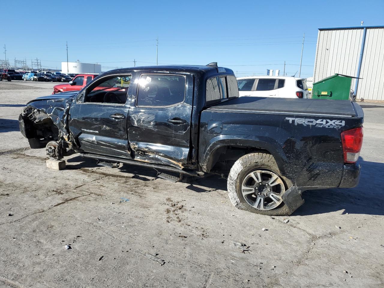 2016 Toyota Tacoma VIN 3TMCZ5ANXGM018488 Copart auction photo, side / undercarriage damage thumbnail 2